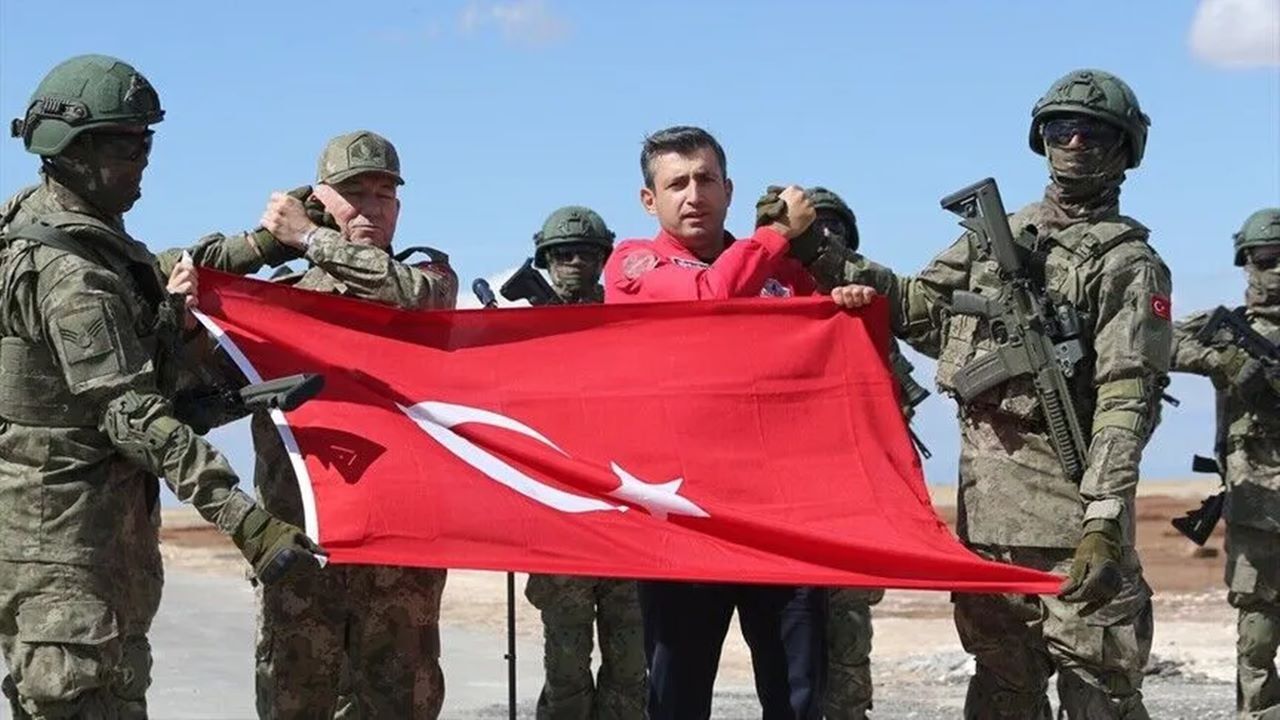 T3 Vakfı Mütevelli Heyeti Başkanı Selçuk Bayraktar TEKNOFEST Güneydoğu için Şanlıurfa'da