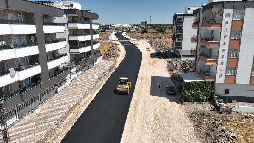 Si̇verek’te Ramazan Baran Bulvari Sicak Asfaltla Yeni̇lendi̇ (2) (Small)