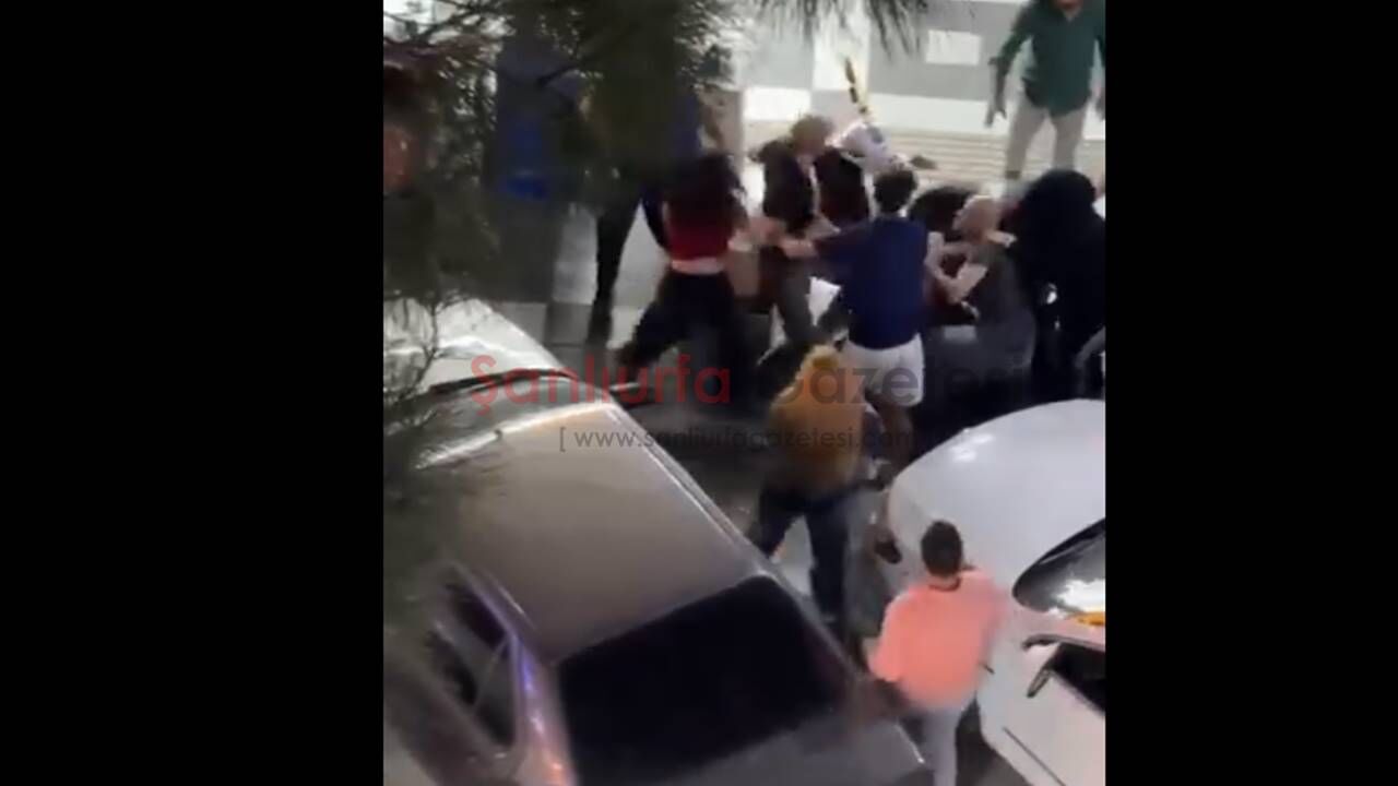 Şanlıurfa’da iki grup arasındaki kavga sokağa taştı!