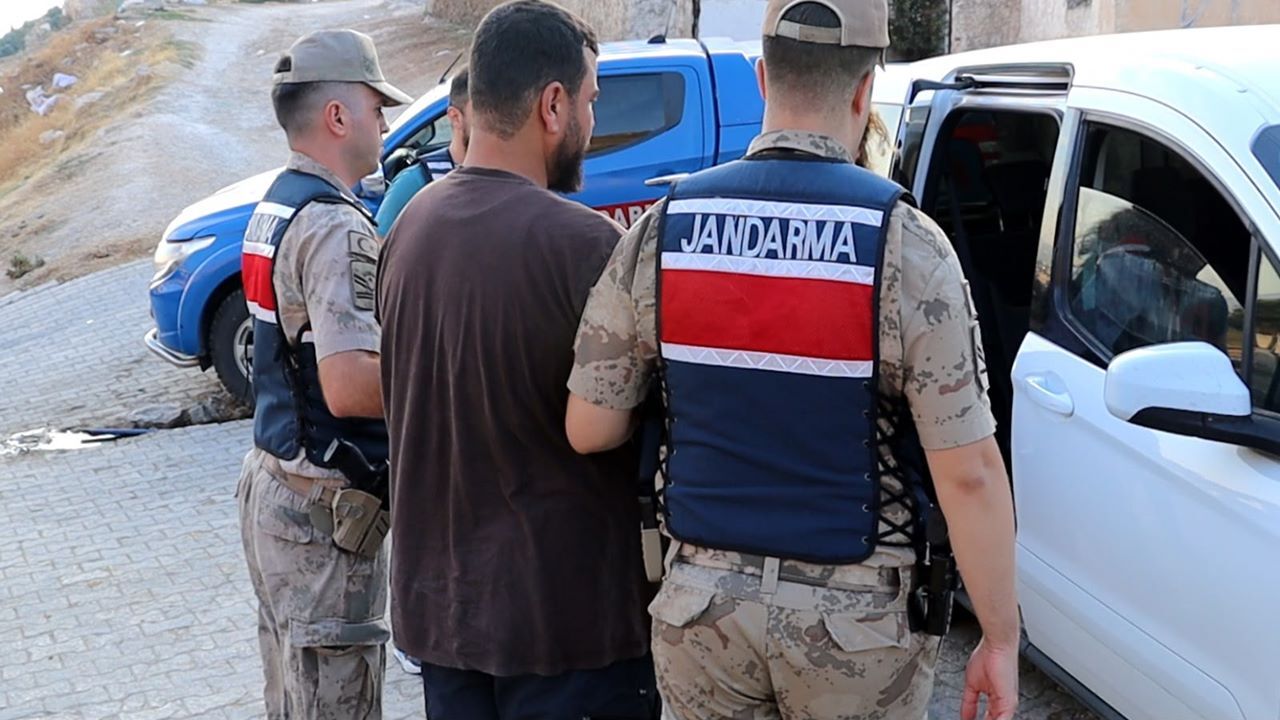 Şanlıurfa jandarmadan firari operasyonu: Tutuklama var!