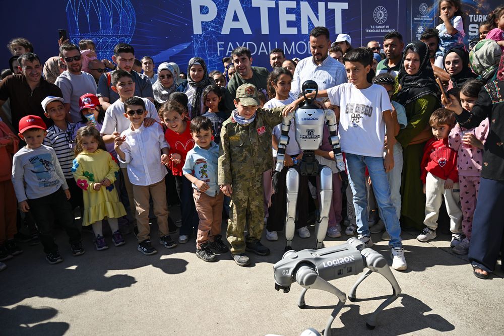 A A 20261004 42647690 42647678 T E K N O F E S T G U N E Y D O G U N U N S O N G U N U N D E R O B O T L A R I N G O S T E R I S I I L G I G O R D U