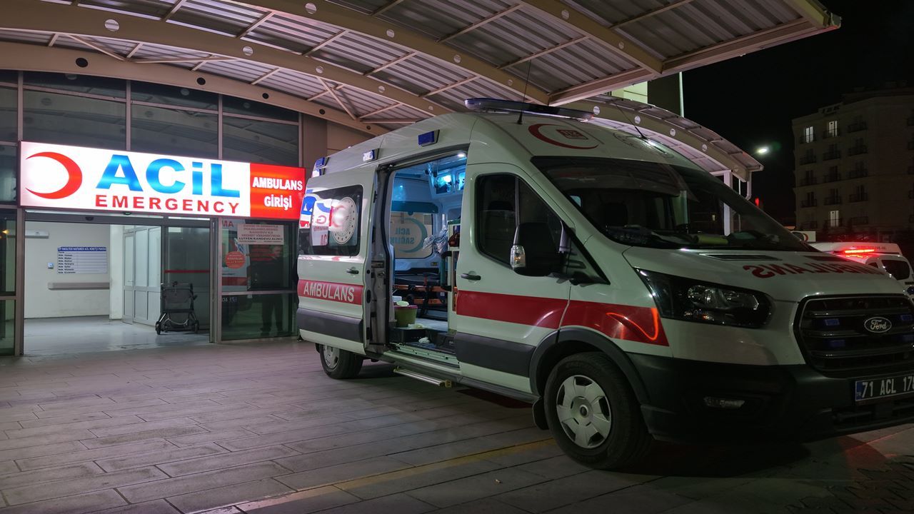 Kırıkkale'de alkollü şahıs ekmek bıçağıyla babasını doğradı!