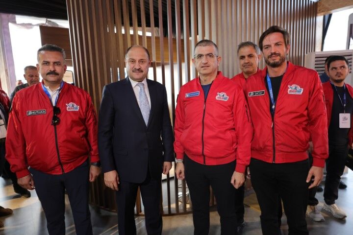 Başkan Gülpinar “12 Bi̇n Yil Öncesi̇nden Uzay Çağina Uzanan Bi̇r Köprü Kurduk” (10) (Küçük)