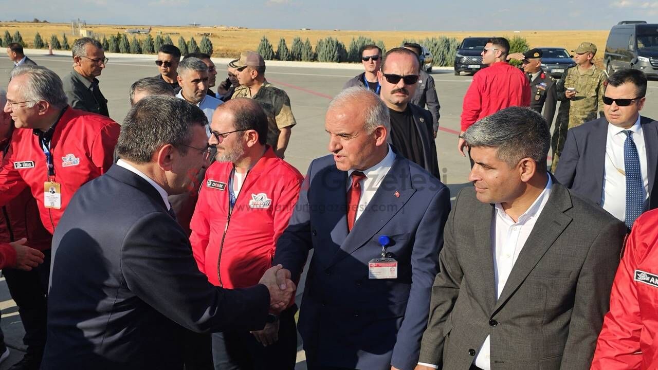 TEKNOFEST Güneydoğu Şanlıurfa’daki son gününde Cevdet Yılmaz'ı ağırlıyor