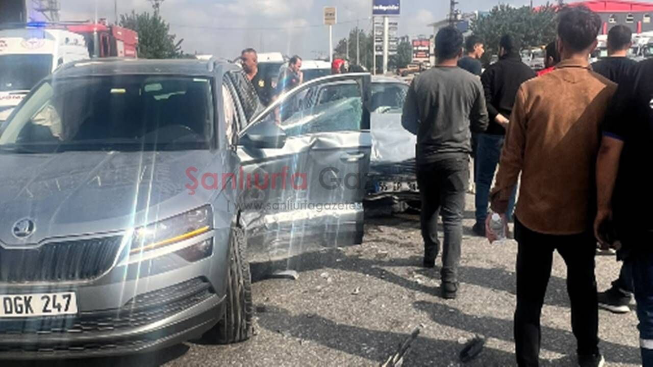 Şanlıurfa’da Trafik Kazası: 3 Yaralı, Uzun Araç Kuyrukları Oluştu!
