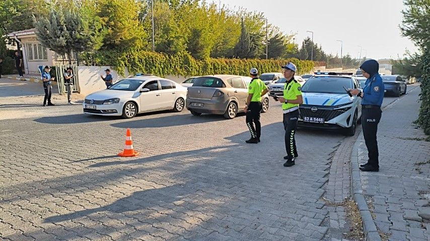 Şanlıurfa Valisi Şıldak’tan Velilere Mesaj: Çocuklarınızı Yakından Takip Edin