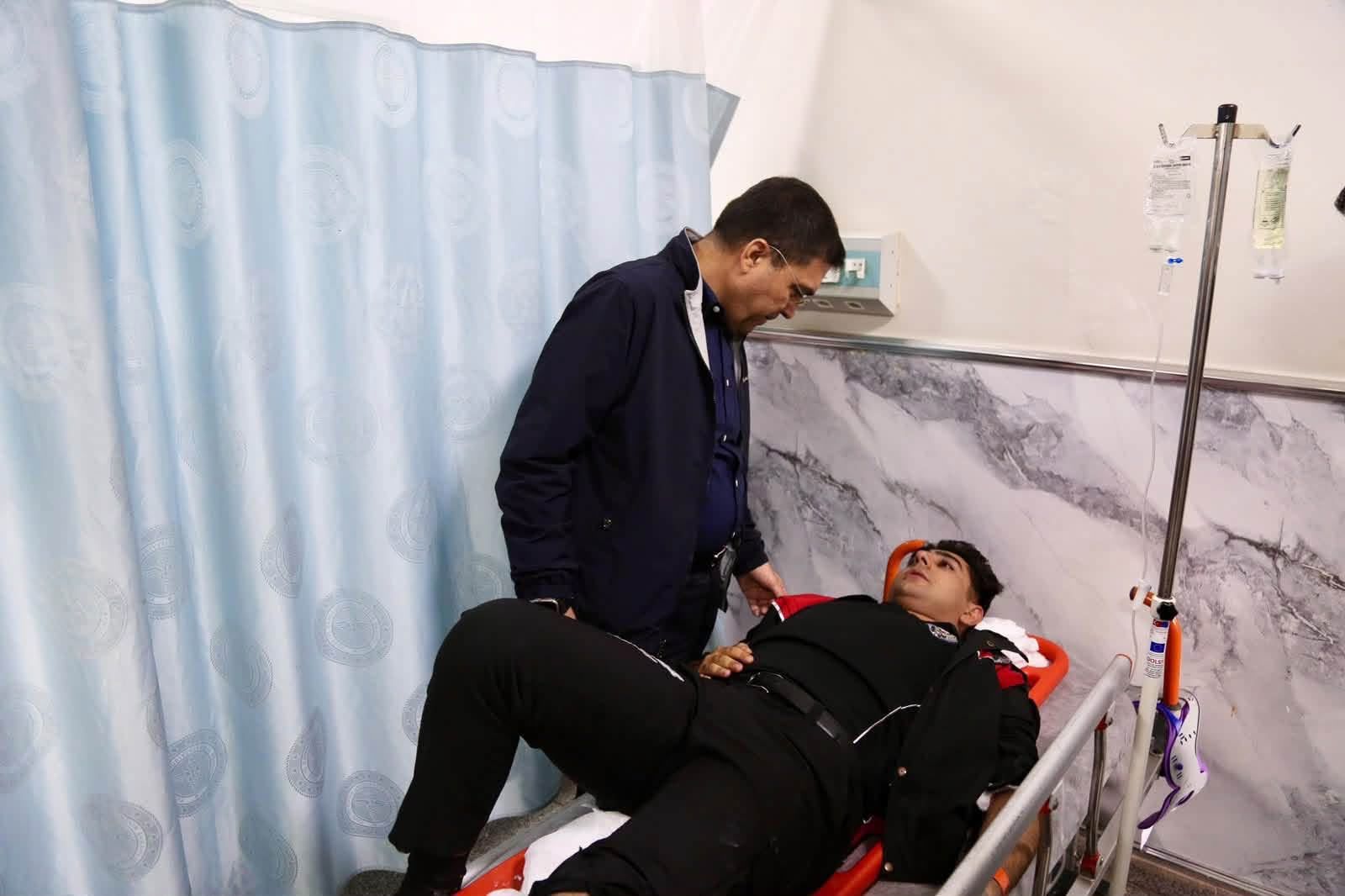 Şanlıurfa Emniyet Müdürü Atilla Aksoy, Kaza Geçiren Polisleri Hastanede Ziyaret Etti