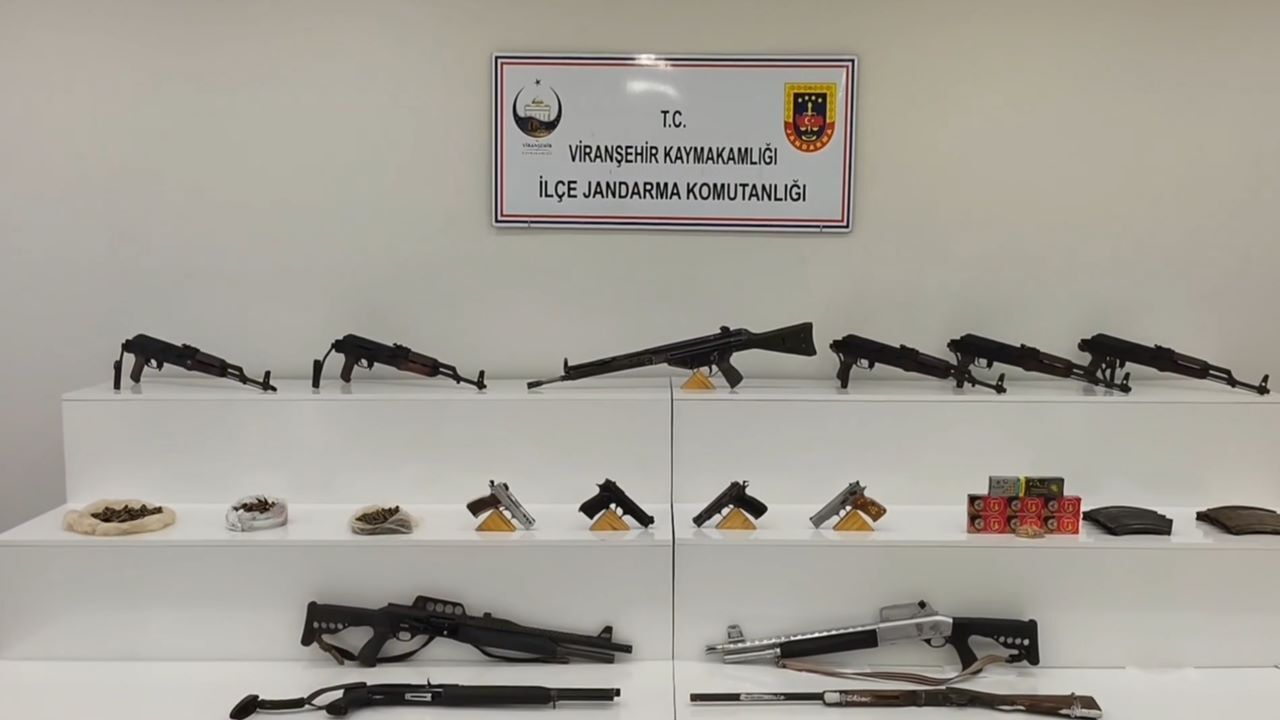 Şanlıurfa'da silah kaçakçılığı operasyonu: Mini cephanelik patladı, çok sayıda gözaltı!