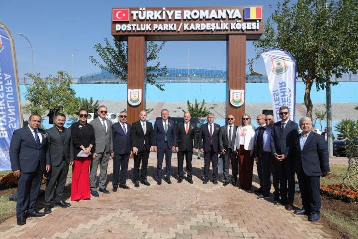 Şanliurfa İle Pi̇tești̇ Arasinda Dostluk Fi̇danlari Toprakla Buluştu (8) (Küçük)