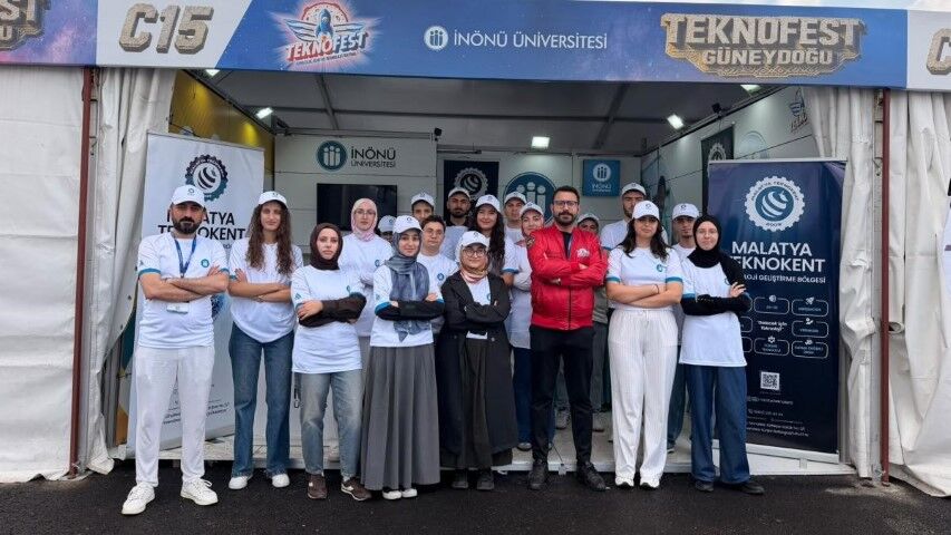 Şanlıurfa Teknofest Güneydoğu'da Akademik Standlar Dolup Taşıyor (3)