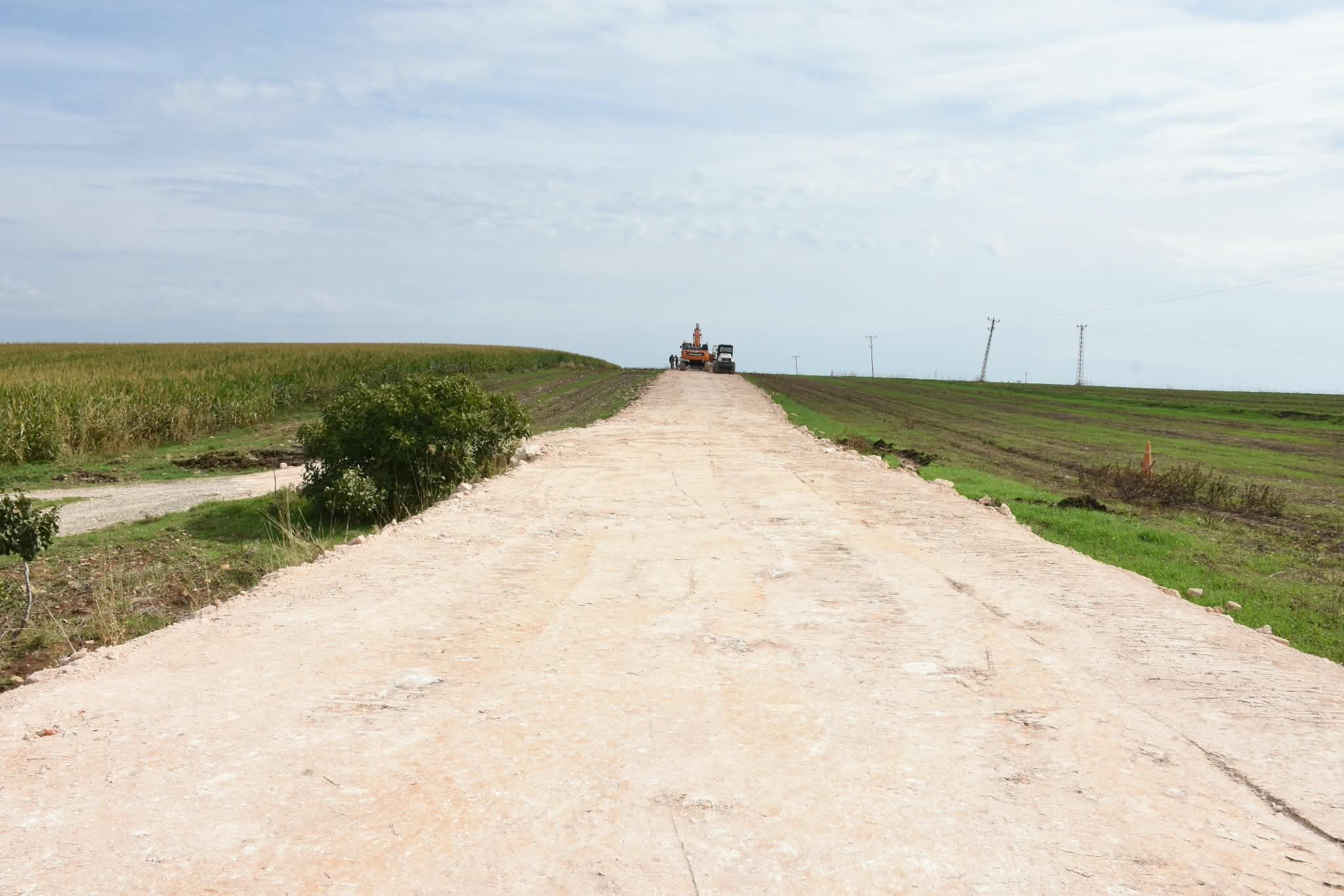 Şanlıurfa’da 18 Kilometrelik Kırsal Yol İçin Çalışmalar Başladı (1)