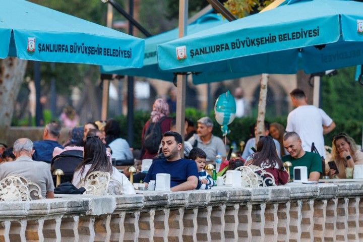 Şanlıurfa’da Balıklıgöl’ün Yeni Gözdesi Belli Oldu! (3)