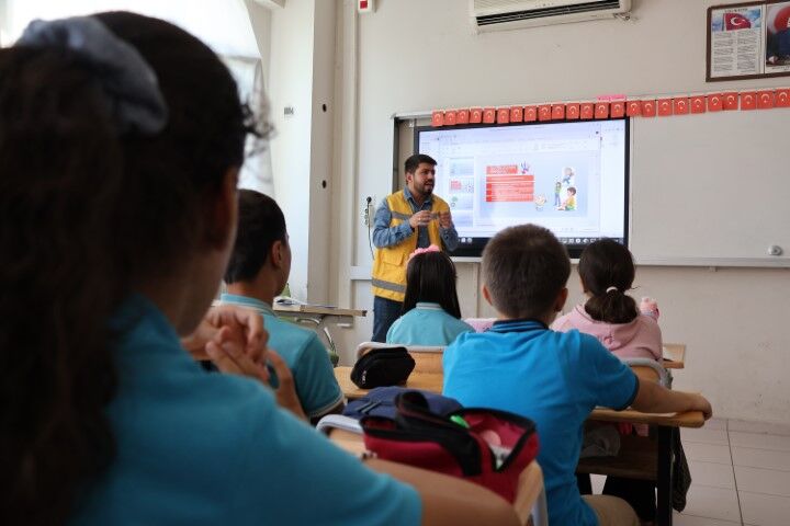 Şanlıurfa’da Öğrencilere Hayati Önem Taşıyan Konular Anlatıldı
