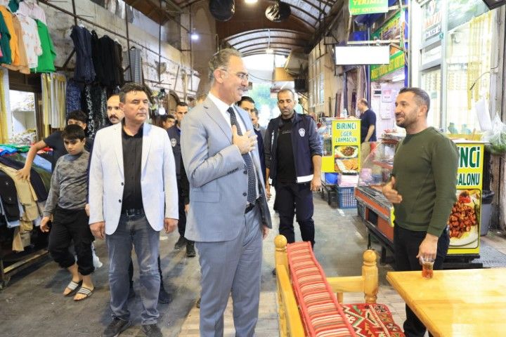 Şanlıurfa’da Tarihi Çarşılarda Yeni Temizlik Dönemi Başladı (2)