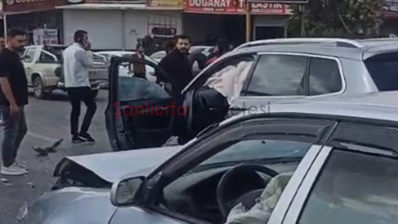 Şanlıurfa’da Trafik Kazası 3 Yaralı, Uzun Araç Kuyrukları Oluştu!