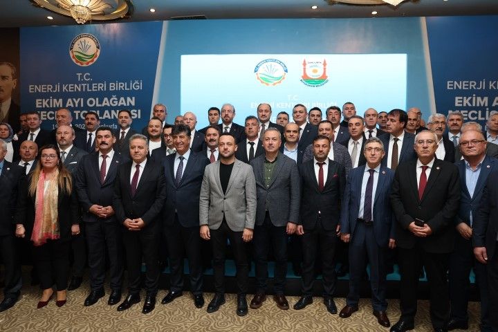 Şanlıurfa’nın Elektrik Sorunu Gündemde Gülpınar’dan Kalıcı Çözüm Çağrısı (4)