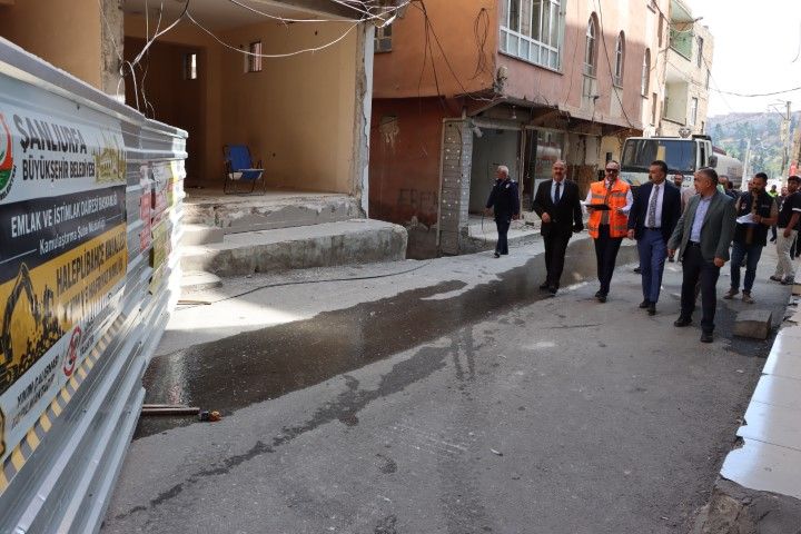 Şanlıurfa’nın Tarihi Merkezinde Yeni Otopark Alanı Oluşturulacak (4)
