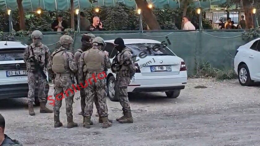 Şanlıurfa’da polis operasyonu sırasında şüpheli kendisini vurdu!